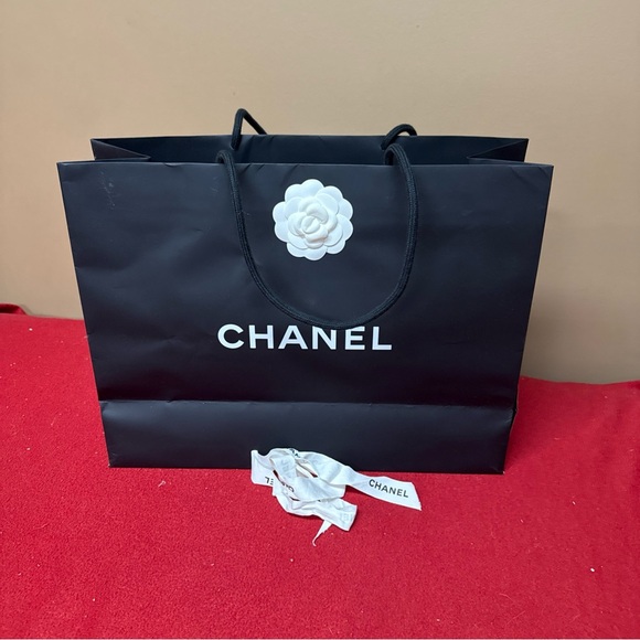 Chanel Empty Paper Black Shopping Bag Rope Handles 13” X17x6” With White Ribbon - Picture 11 of 12
